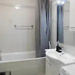 Elegant Poklukarjeva Street Apartamento