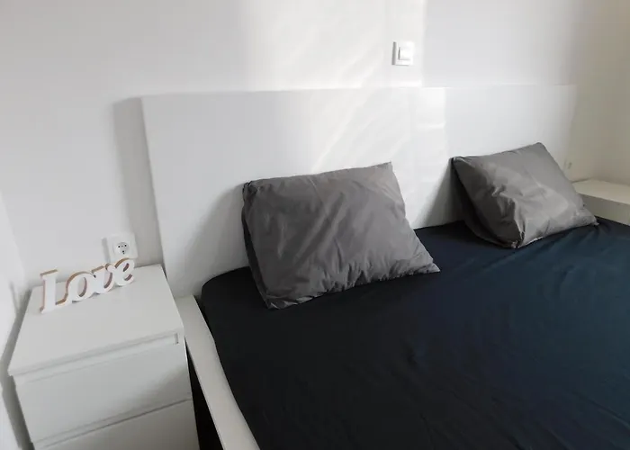 Elegant Poklukarjeva Street Apartman Ljubljana