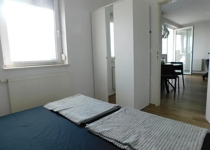 Elegant Poklukarjeva Street לובליאנה